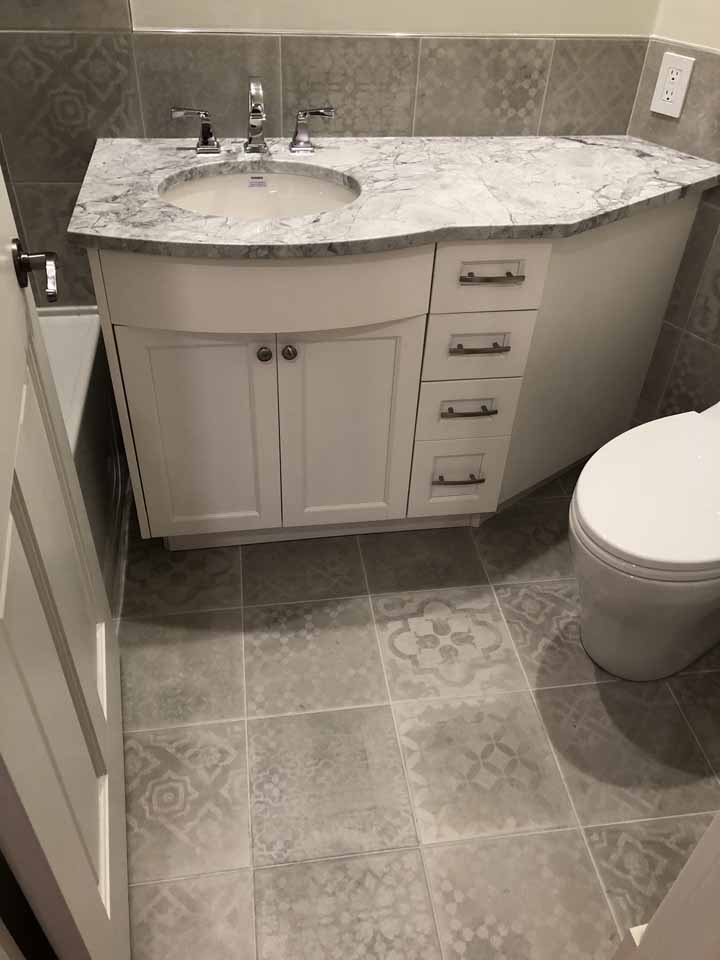 Small Bathroom Tile and Vanity